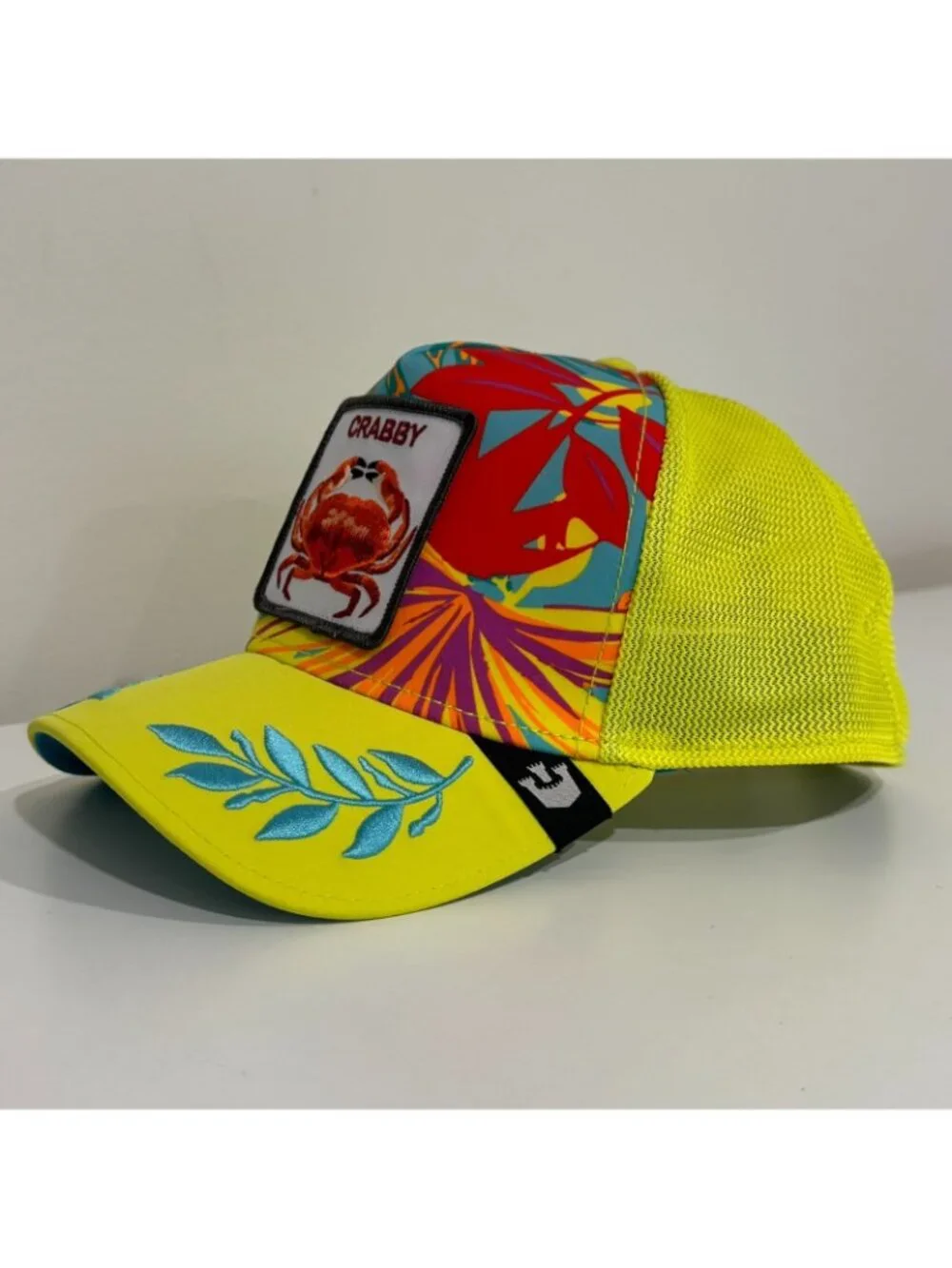 Goorin Bros 'Crabby' Mesh Back Trucker Hat The Farm Limited Circulation NWOT - Picture 2 of 12
